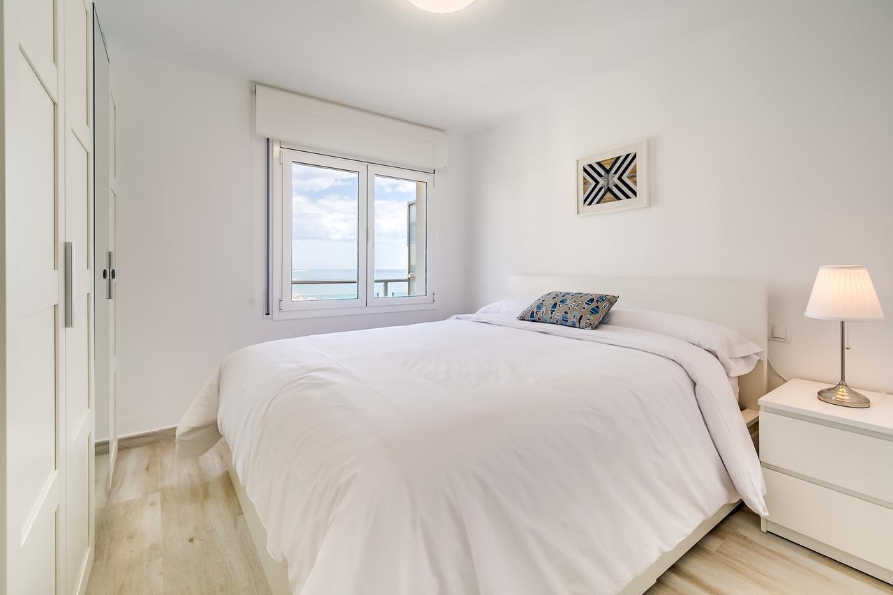 Hauzify I Apartament Rosa Dels Vents Санта Сузана Екстериор снимка