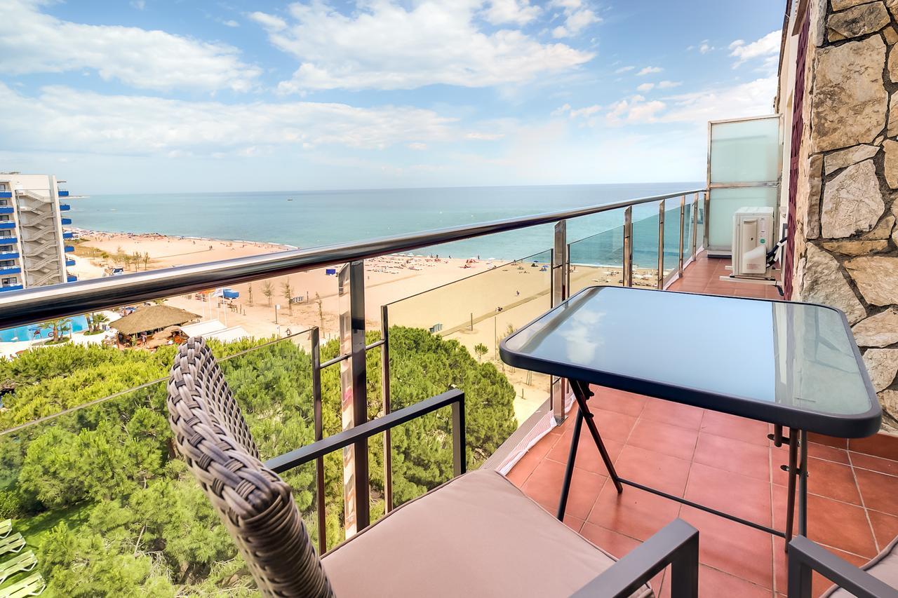 Hauzify I Apartament Rosa Dels Vents Санта Сузана Екстериор снимка