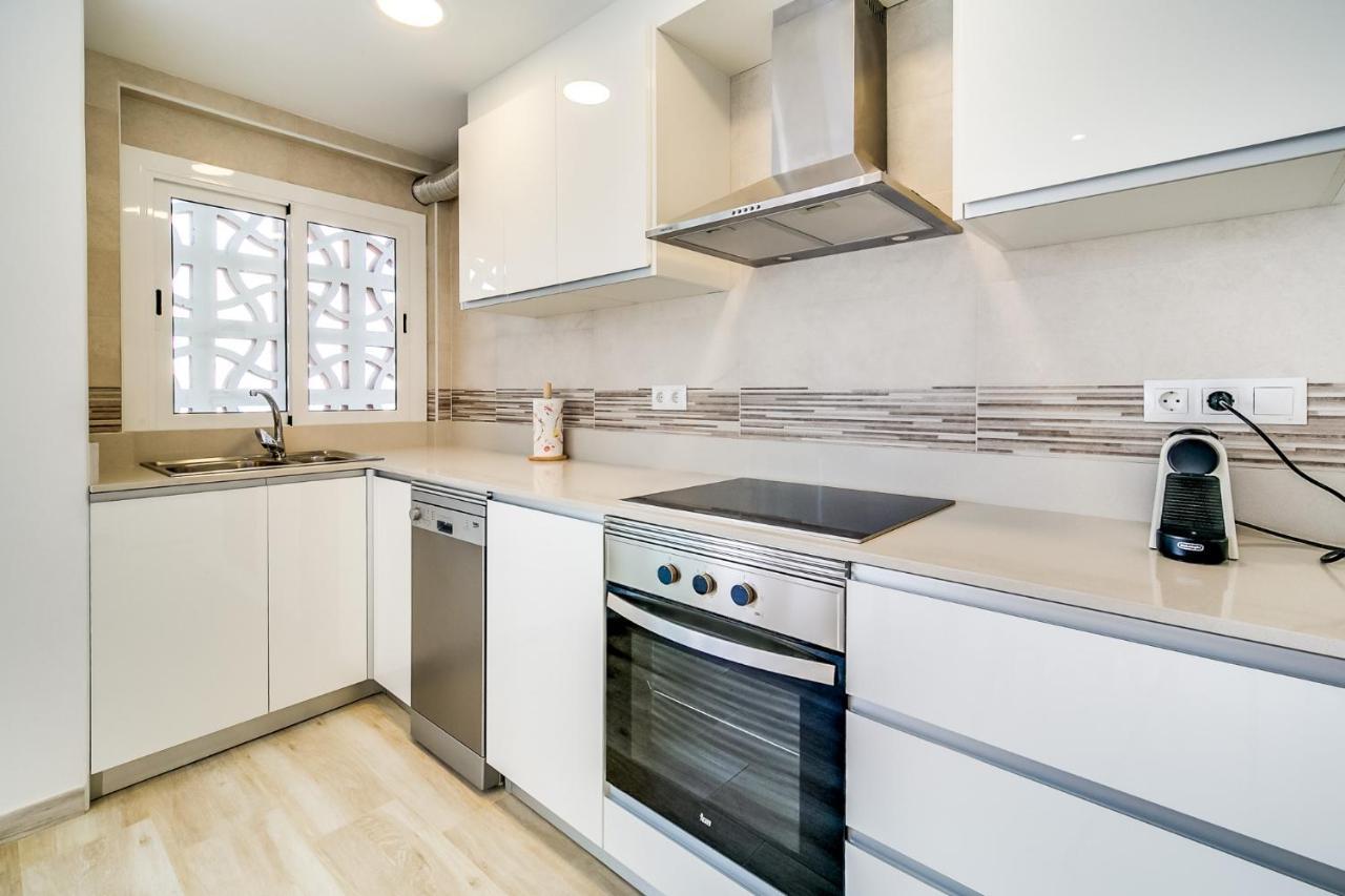 Hauzify I Apartament Rosa Dels Vents Санта Сузана Екстериор снимка